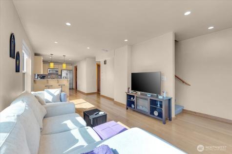 1719 SW Henderson Street Seattle WA 98106