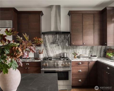 8469 137th Way SE Newcastle WA 98059