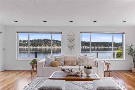 209 Bella Bella Drive Fox Island WA 98333