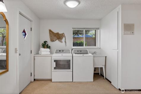 209 Bella Bella Drive Fox Island WA 98333