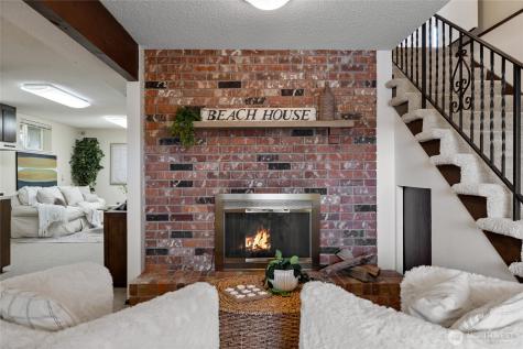 209 Bella Bella Drive Fox Island WA 98333