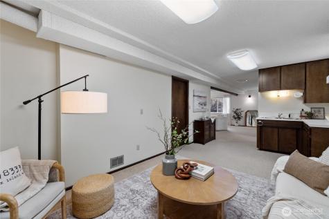 209 Bella Bella Drive Fox Island WA 98333