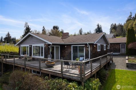 209 Bella Bella Drive Fox Island WA 98333
