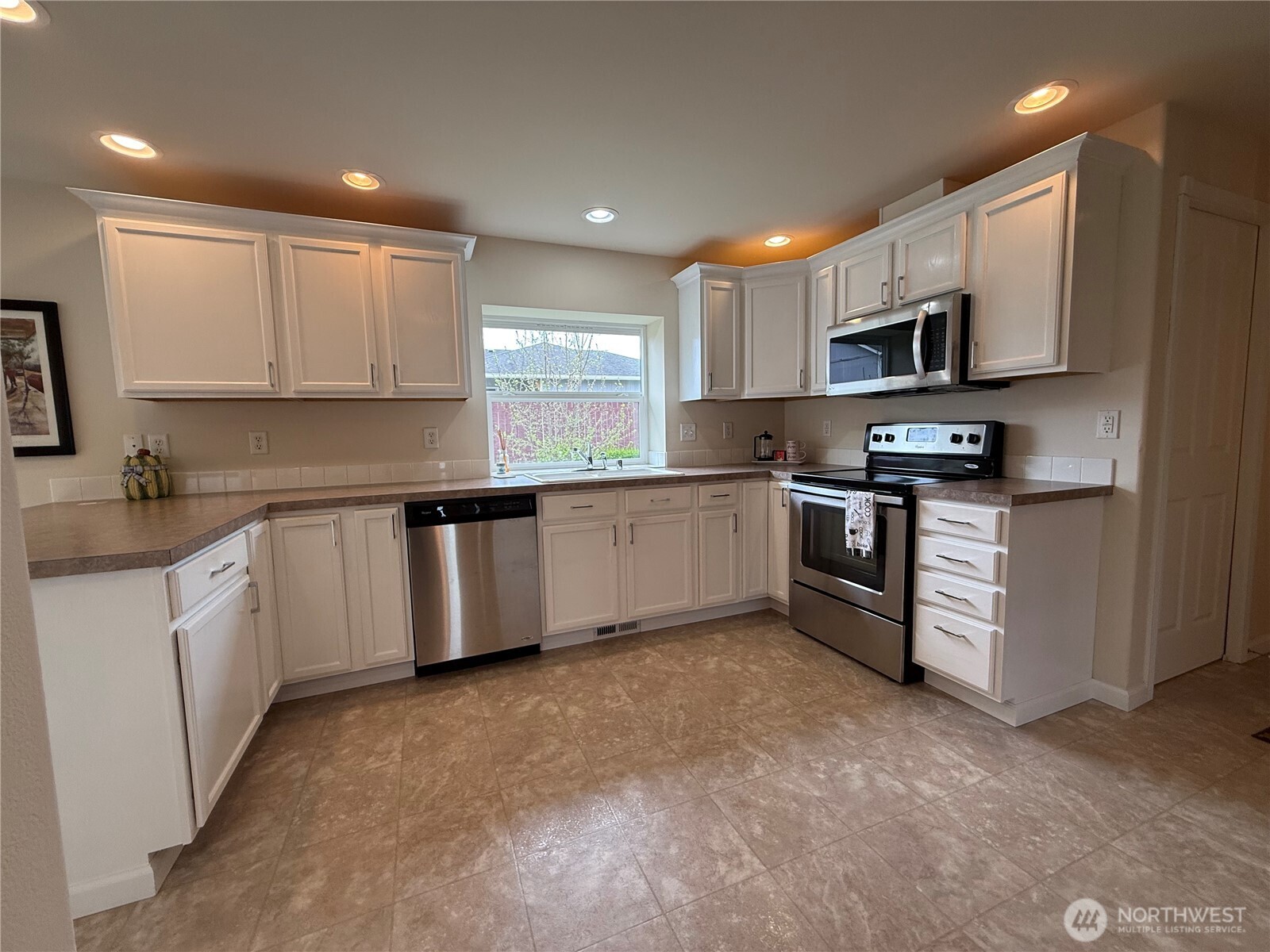 611 Andrews Avenue Cosmopolis WA 98537