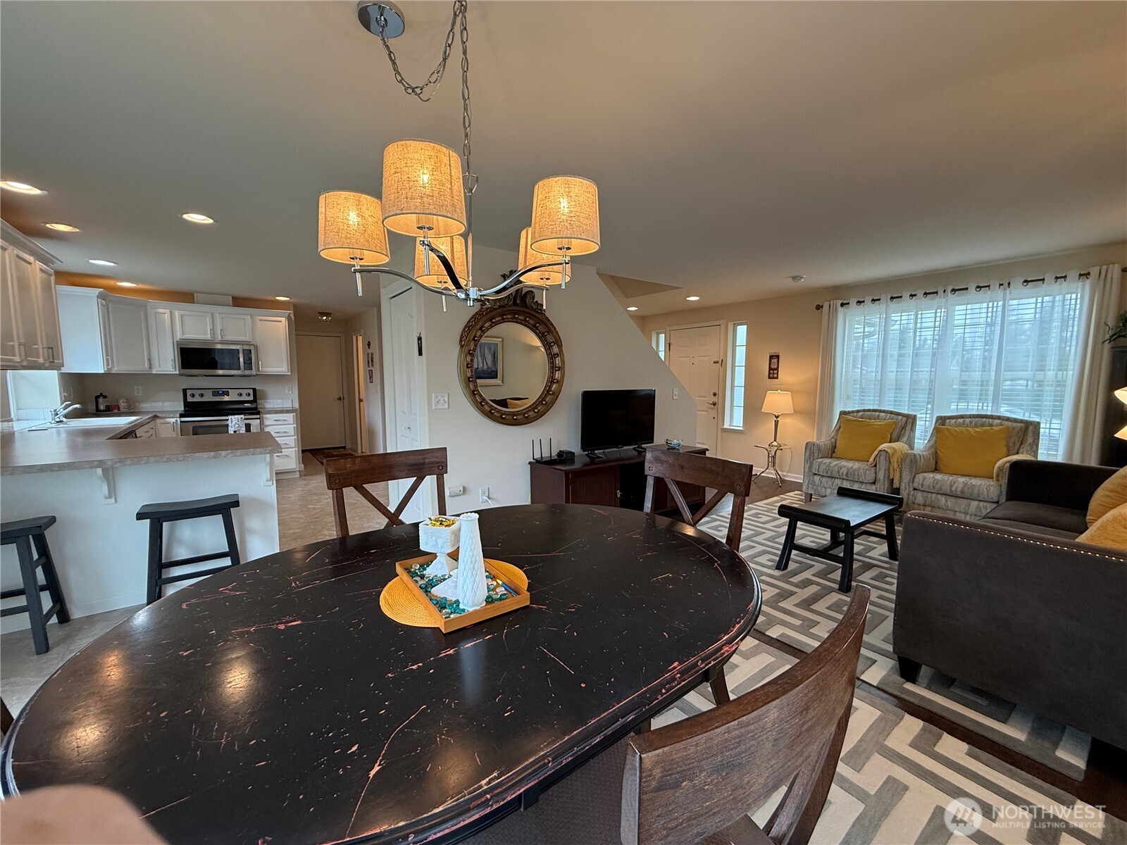 611 Andrews Avenue Cosmopolis WA 98537