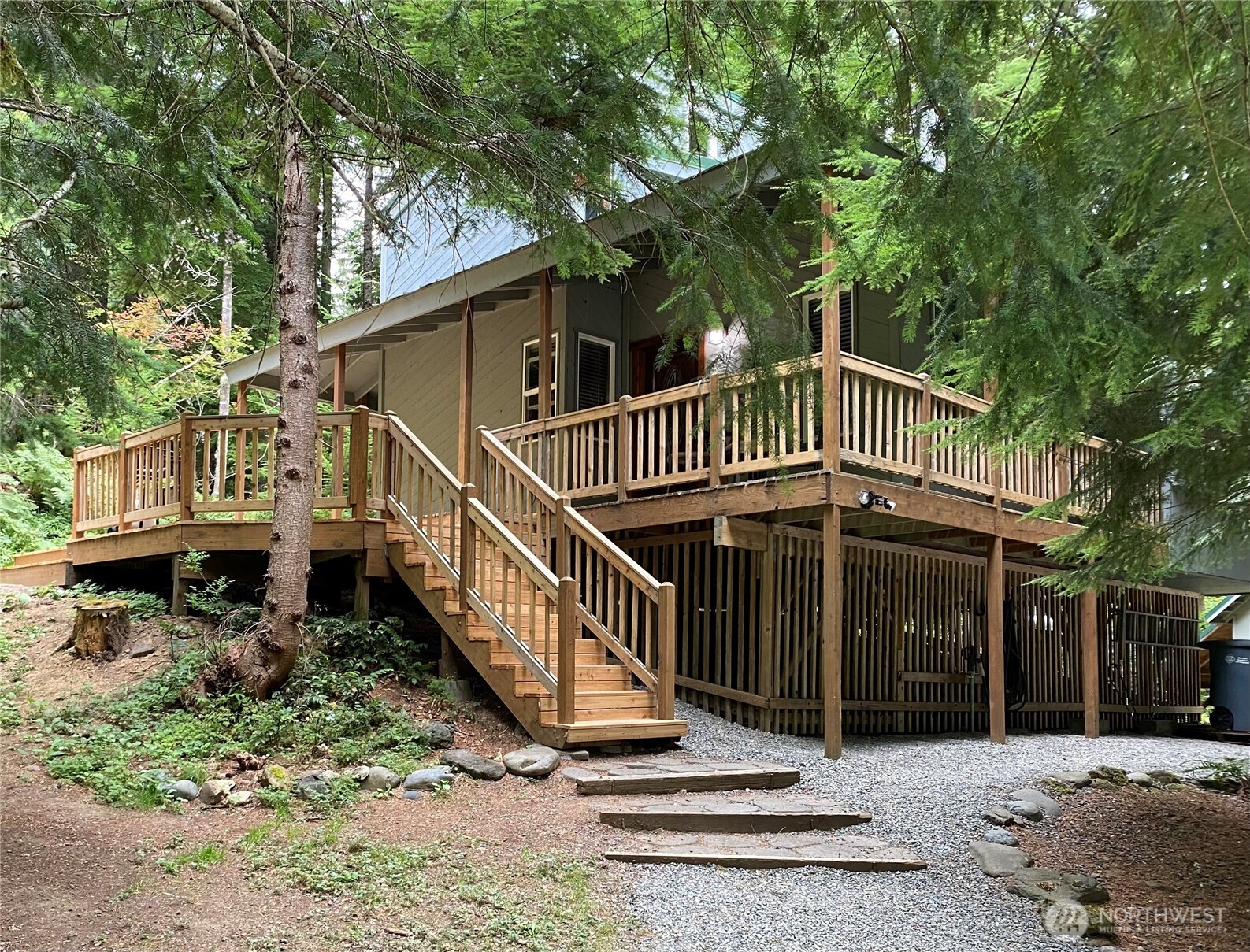 16726 Mountain Side Drive E Greenwater WA 98022