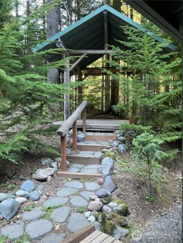 16726 Mountain Side Drive E Greenwater WA 98022