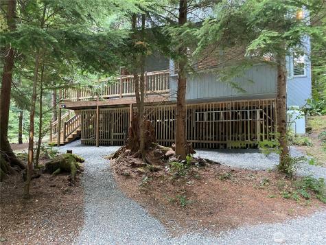 16726 Mountain Side Drive E Greenwater WA 98022
