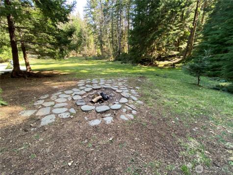 16726 Mountain Side Drive E Greenwater WA 98022