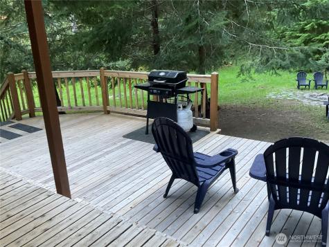 16726 Mountain Side Drive E Greenwater WA 98022