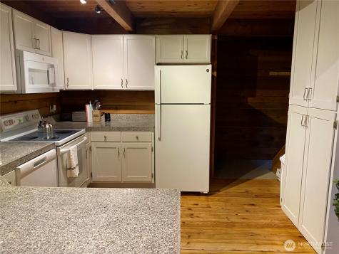 16726 Mountain Side Drive E Greenwater WA 98022