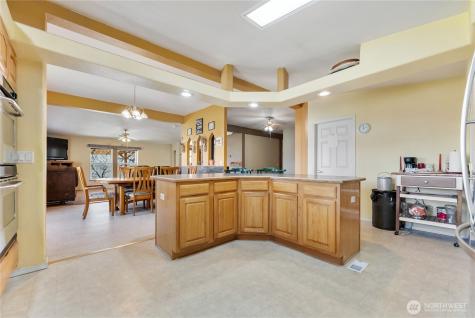1673 Highway 7 Oroville WA 98844