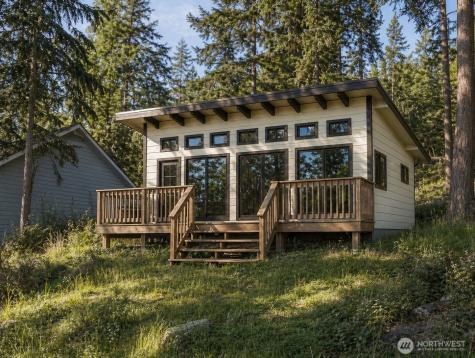 7537 Holiday Boulevard Guemes Island WA 98221