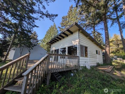 7537 Holiday Boulevard Guemes Island WA 98221