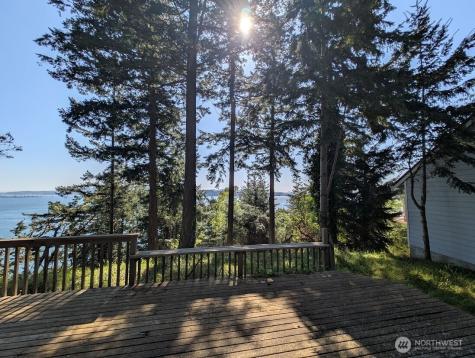 7537 Holiday Boulevard Guemes Island WA 98221