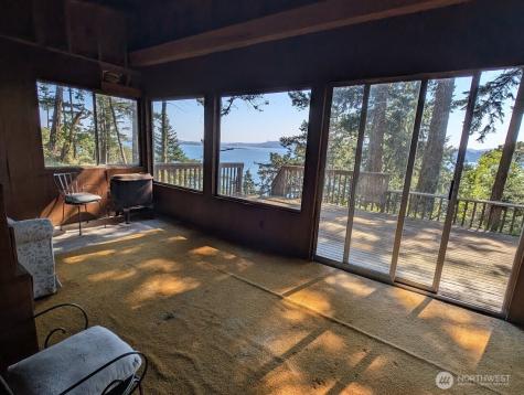 7537 Holiday Boulevard Guemes Island WA 98221