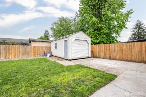 106 Monterey Drive Kelso WA 98626
