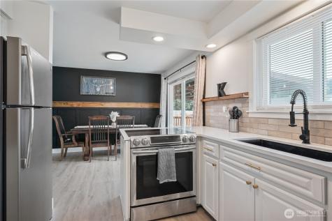 106 Monterey Drive Kelso WA 98626