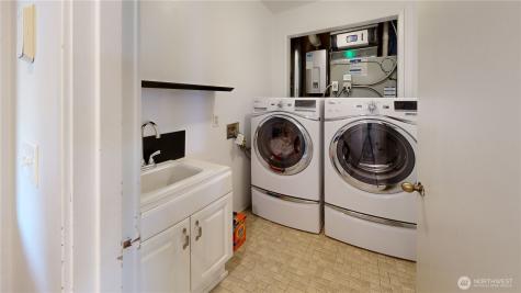 627 N Waugh Road Mount Vernon WA 98273
