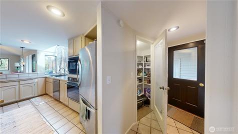 627 N Waugh Road Mount Vernon WA 98273
