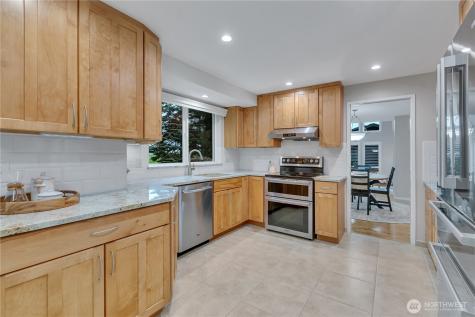 31643 37th Avenue SW Federal Way WA 98023