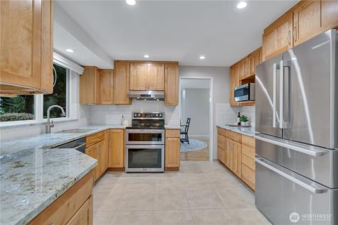 31643 37th Avenue SW Federal Way WA 98023