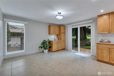 31643 37th Avenue SW Federal Way WA 98023