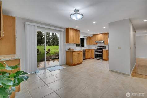31643 37th Avenue SW Federal Way WA 98023