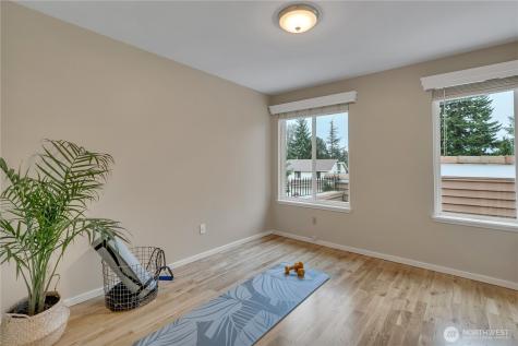 31643 37th Avenue SW Federal Way WA 98023