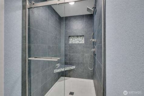 31643 37th Avenue SW Federal Way WA 98023