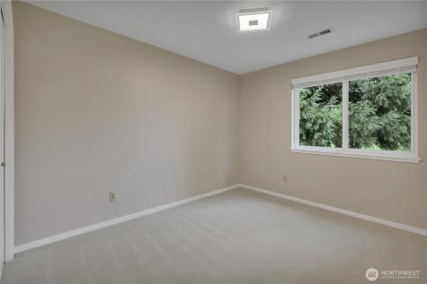 31643 37th Avenue SW Federal Way WA 98023