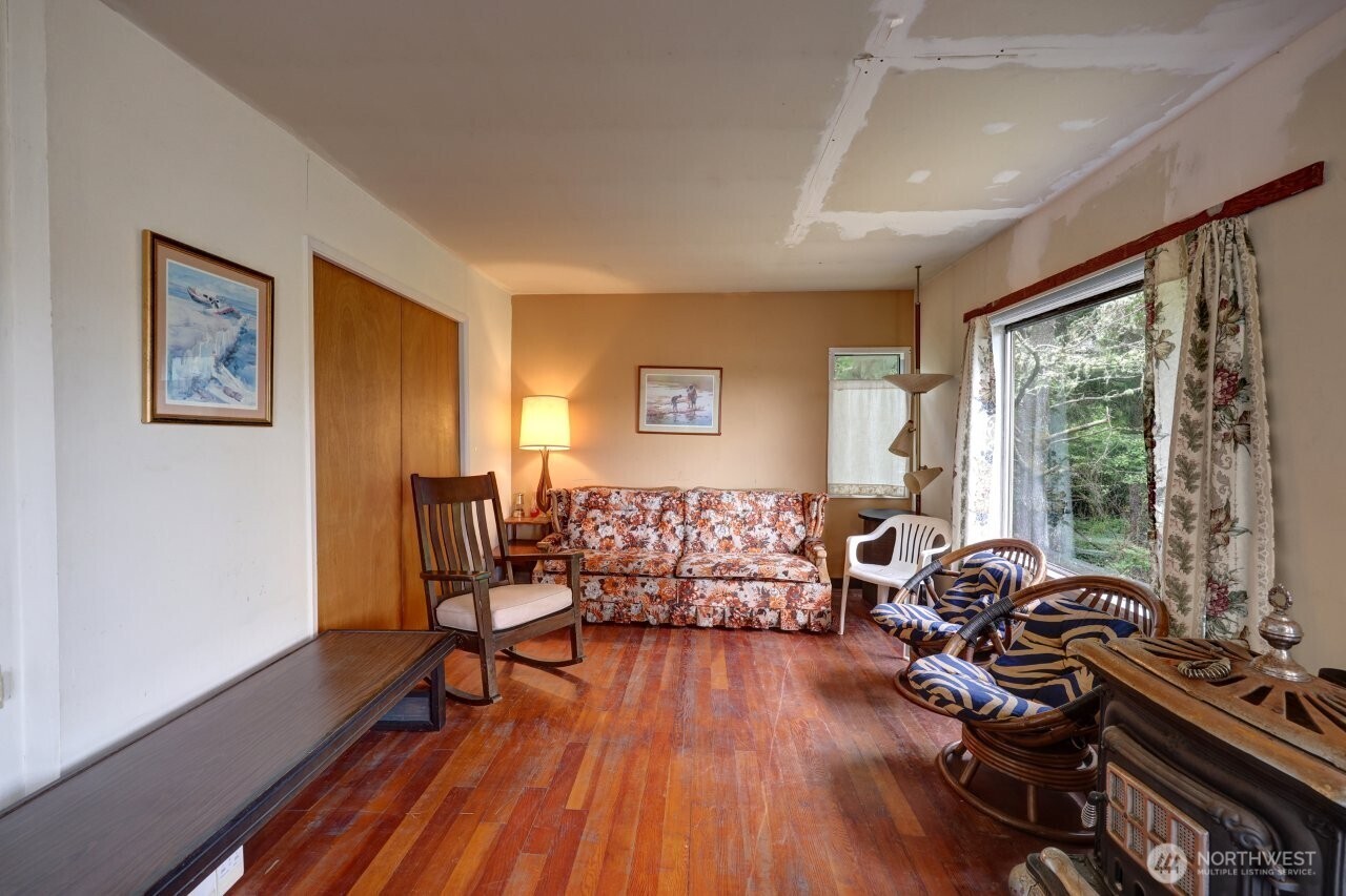 13907 N Alley Long Beach WA 98631