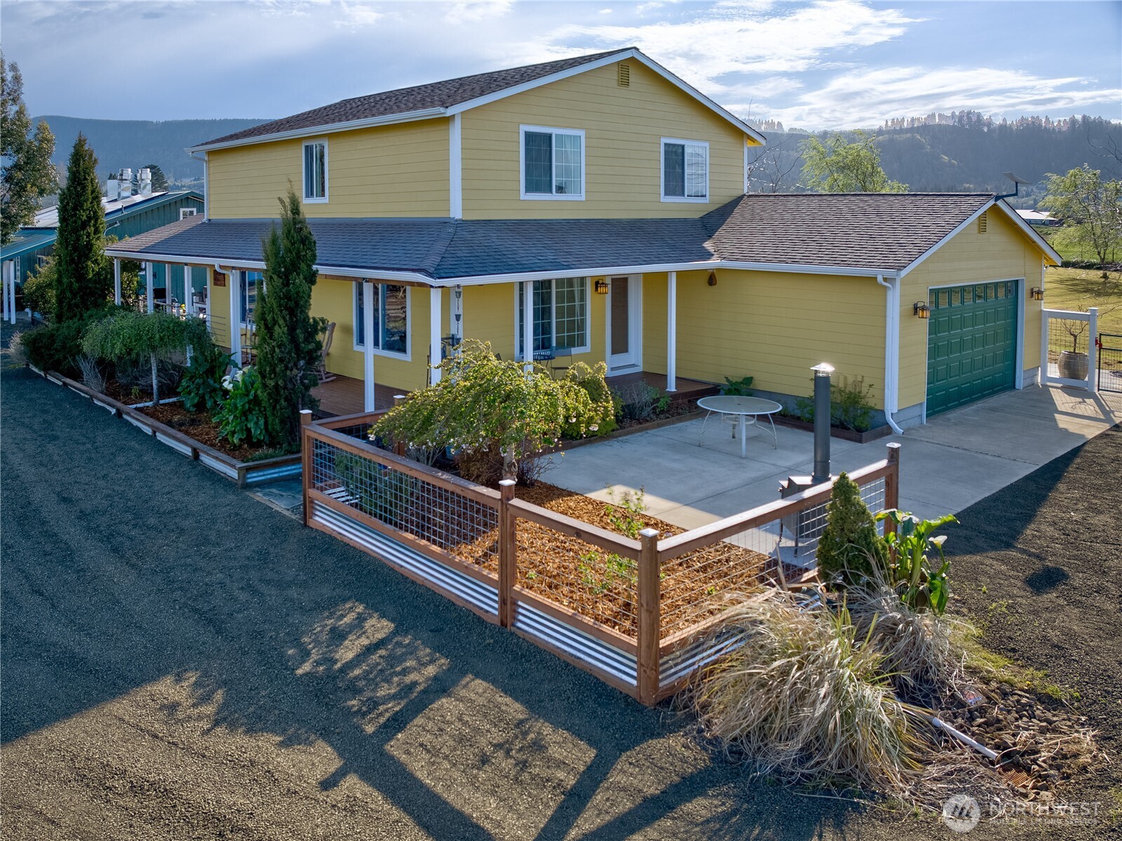 31 Blue Skies Lane Cathlamet WA 98612