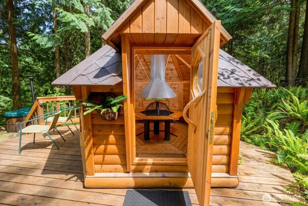 214 Cougar Crest Road Sequim WA 98382