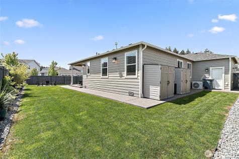 17715 125th Avenue E Puyallup WA 98374
