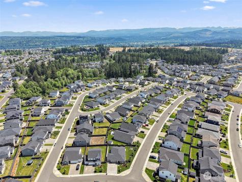17715 125th Avenue E Puyallup WA 98374