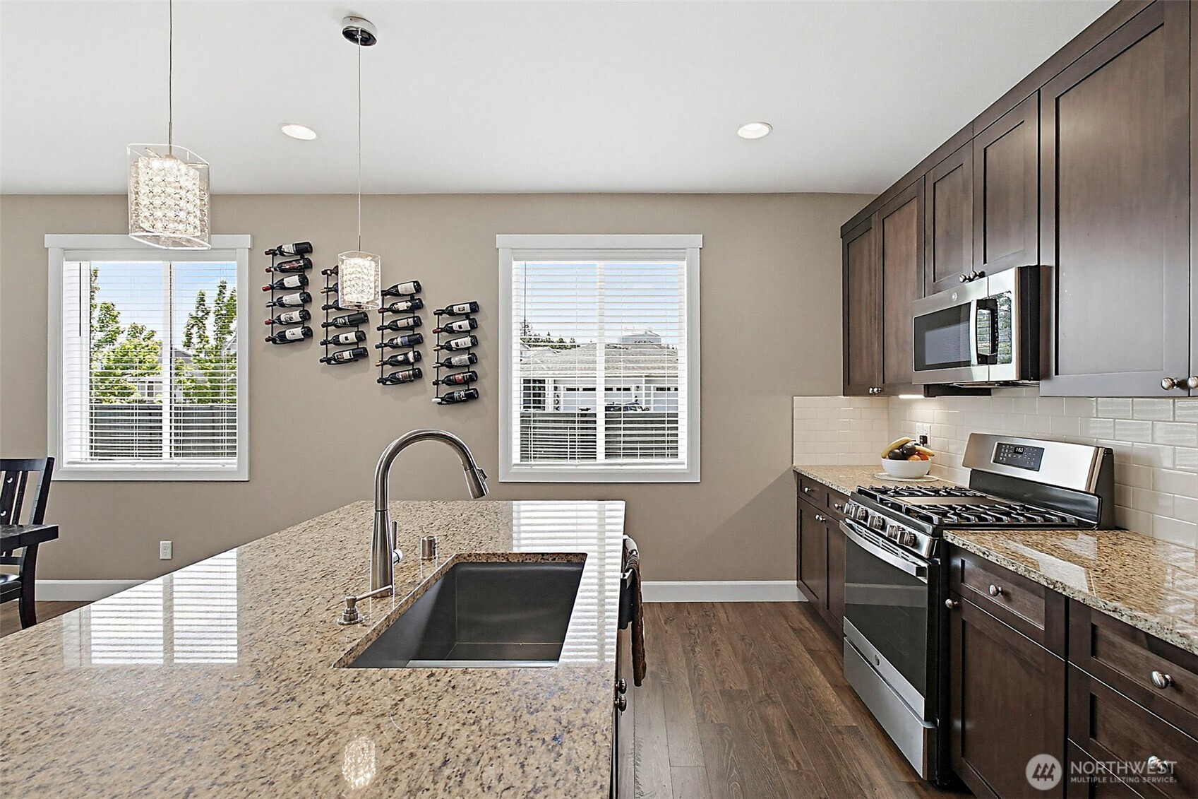 17715 125th Avenue E Puyallup WA 98374