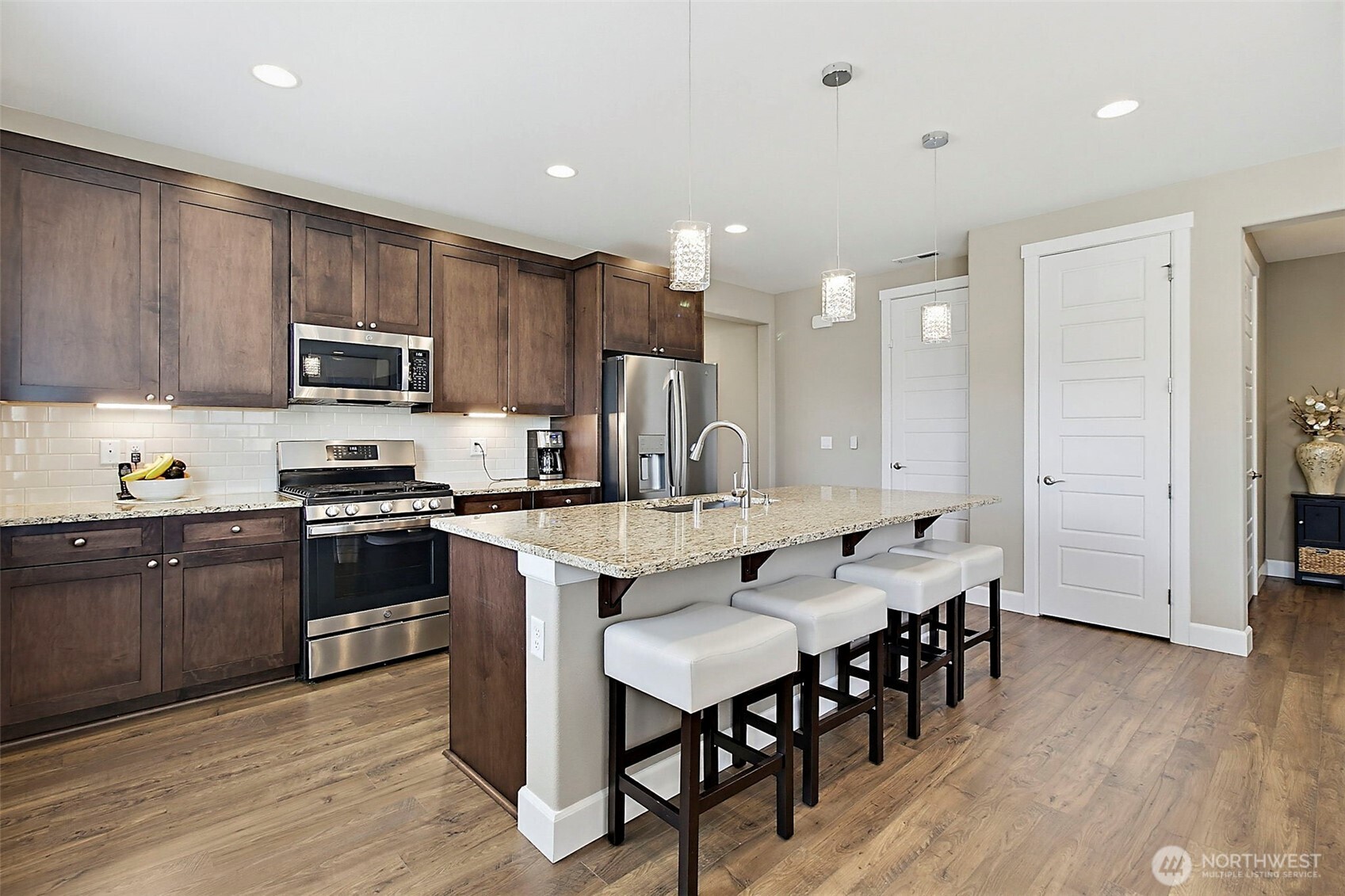 17715 125th Avenue E Puyallup WA 98374