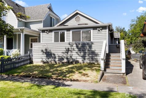 630 N Oakes Street Tacoma WA 98406