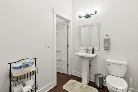 4717 127th Avenue E Edgewood WA 98372