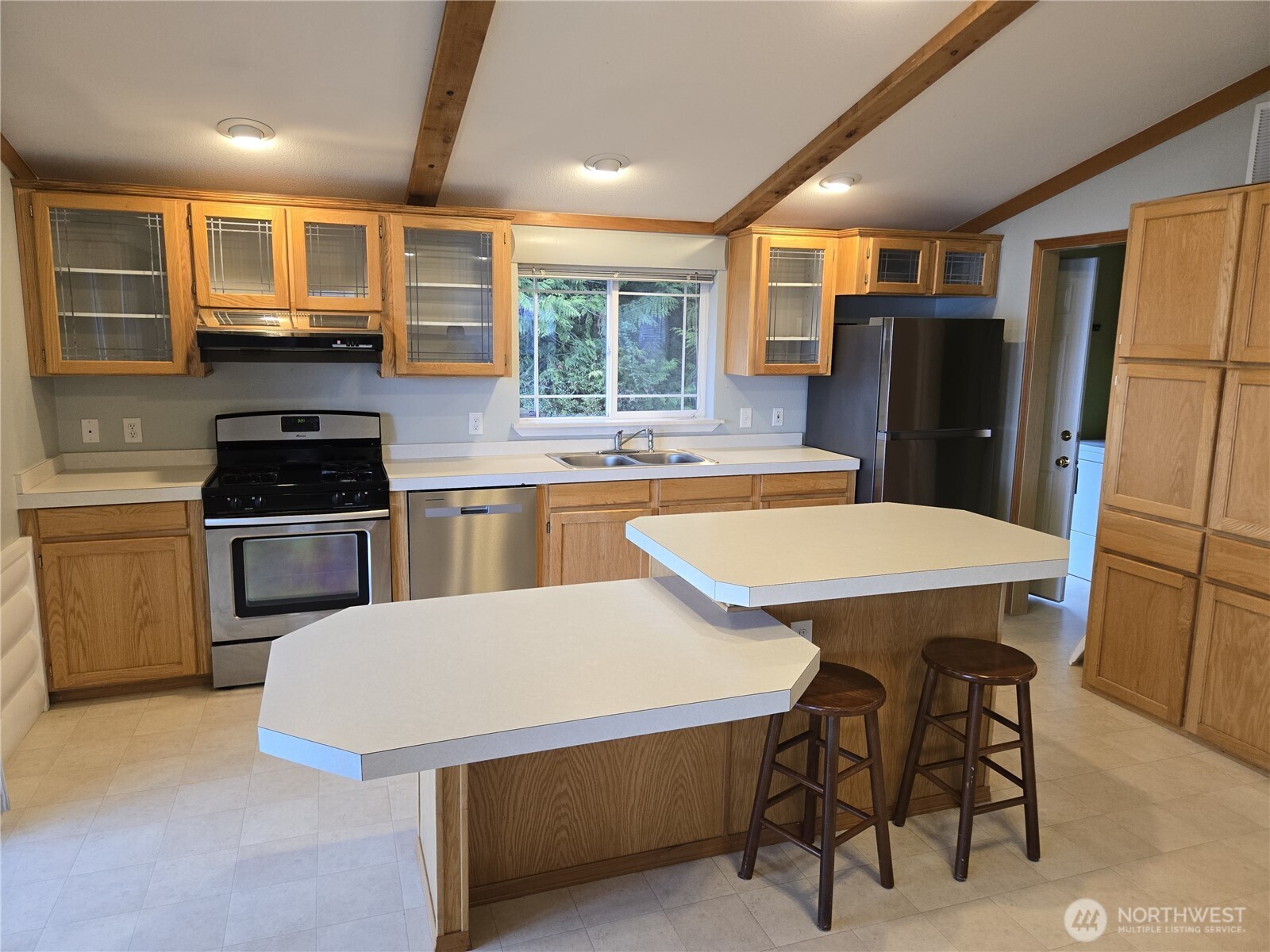 7021 Cliff Avenue SW Longbranch WA 98351