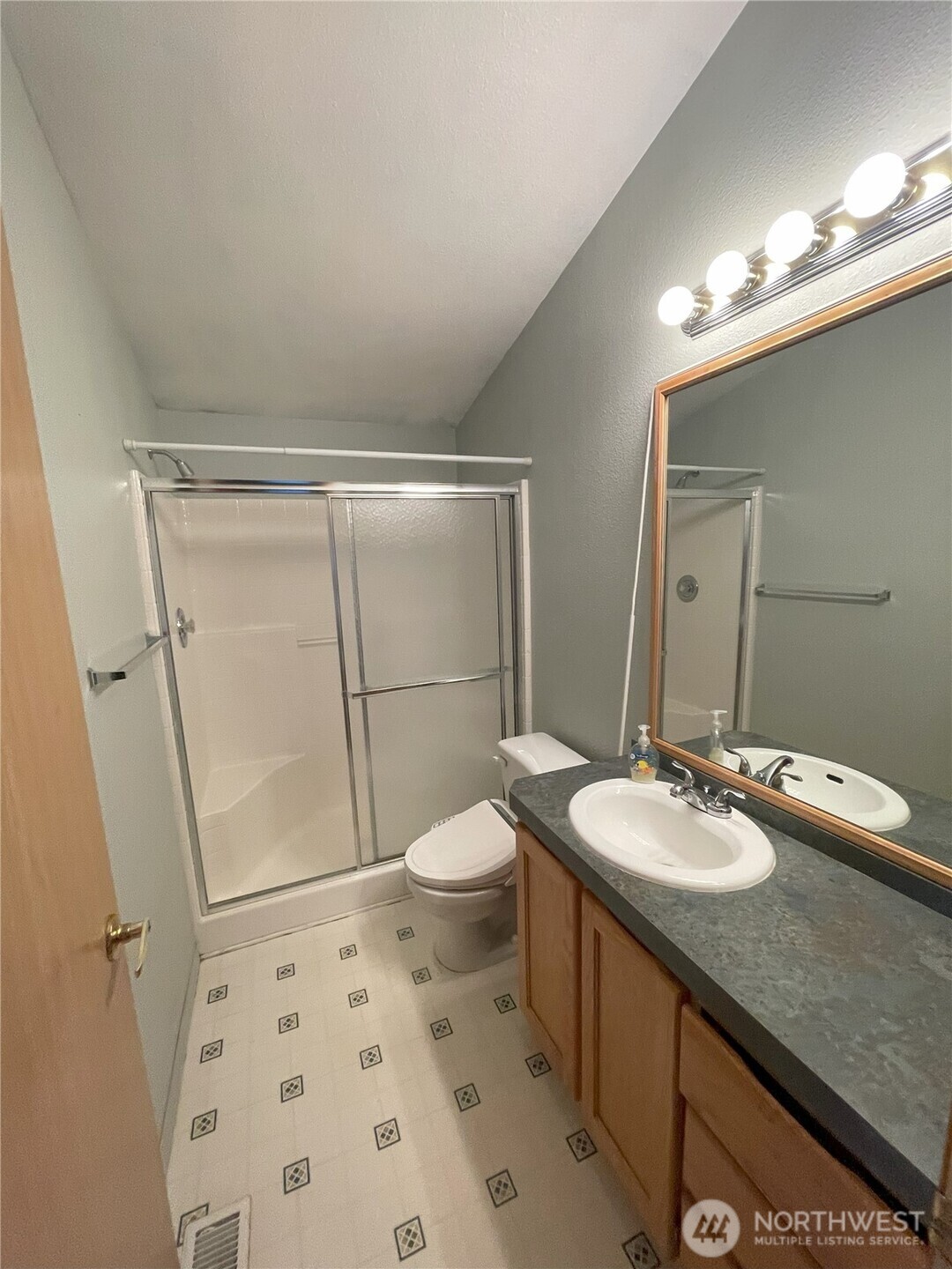 7021 Cliff Avenue SW Longbranch WA 98351