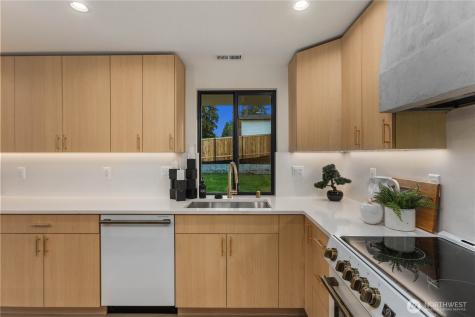 11715 SE 64th Street Bellevue WA 98006