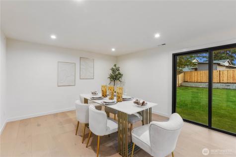 11715 SE 64th Street Bellevue WA 98006