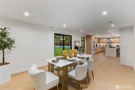 11715 SE 64th Street Bellevue WA 98006