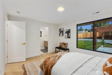 11715 SE 64th Street Bellevue WA 98006