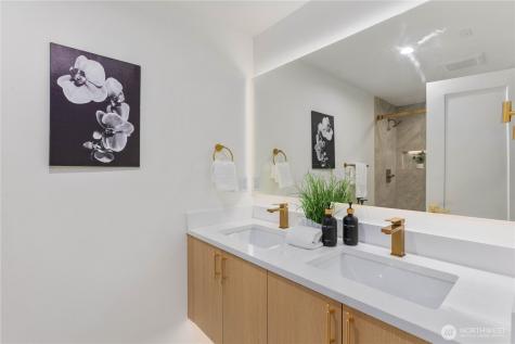 11715 SE 64th Street Bellevue WA 98006