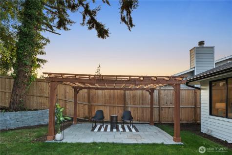 11715 SE 64th Street Bellevue WA 98006