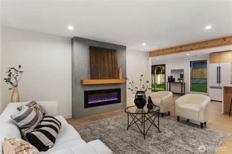 11715 SE 64th Street Bellevue WA 98006