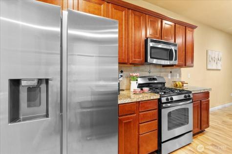 3028 183rd Place SE Bothell WA 98012